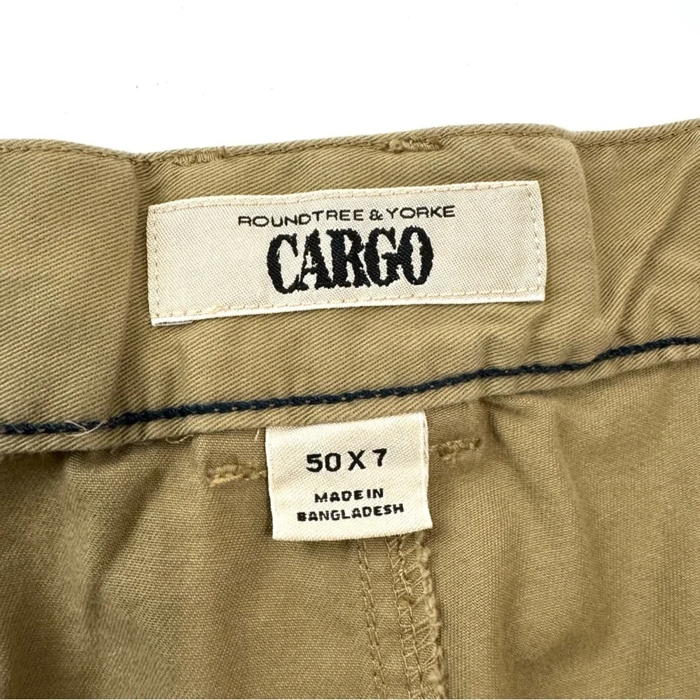 ROUNDTREE & YORKE KHAKI TAN CARGO SHORTS MENS SZ 50” X 7” CASUAL 100% COTTON NWT